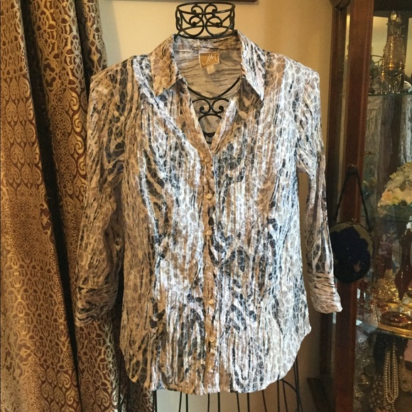 Beautiful long sleeve top by JM collection - Picture 1 of 7